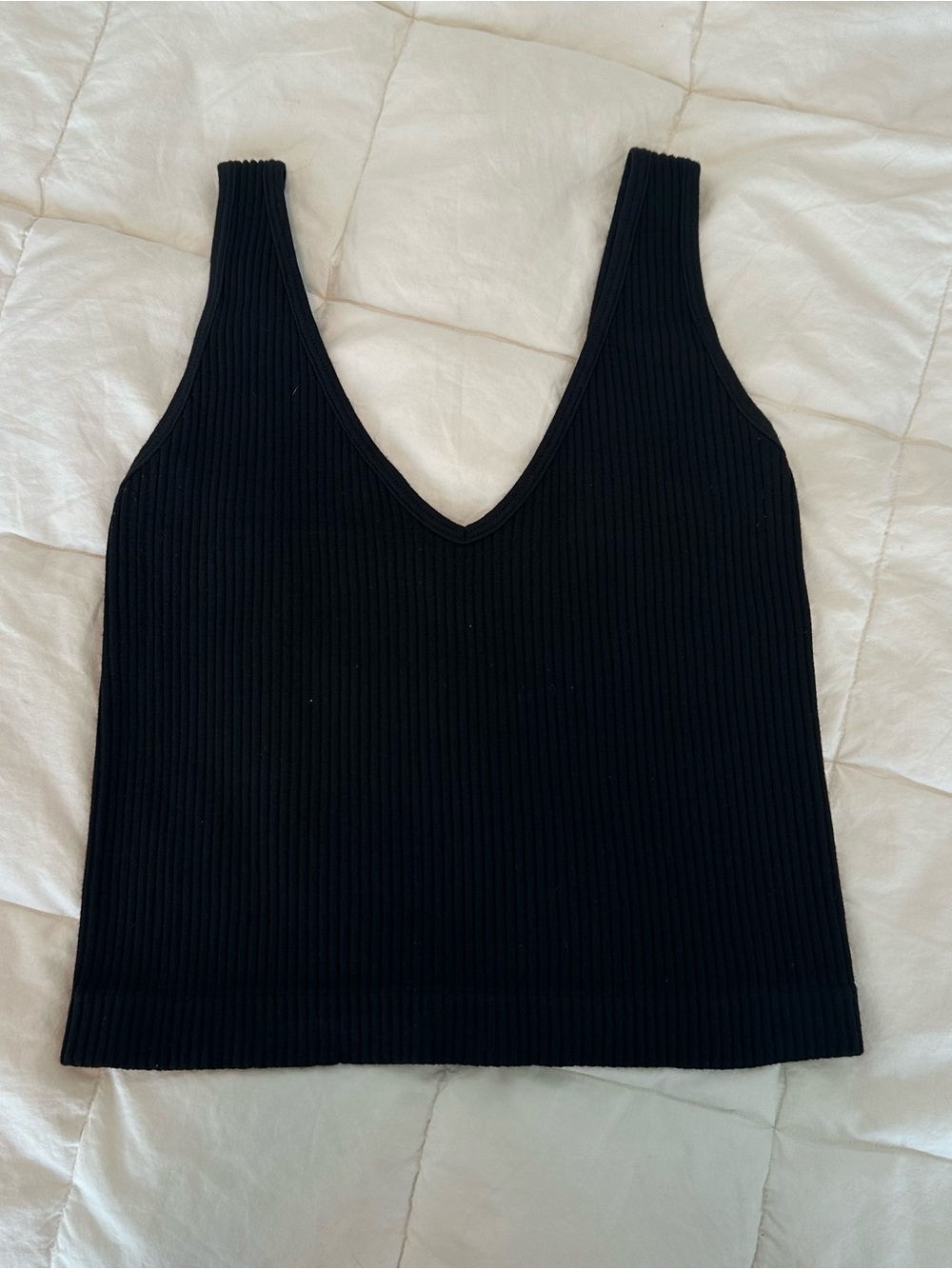 Aura Ribbed Tank Top - Picture 2 of 6